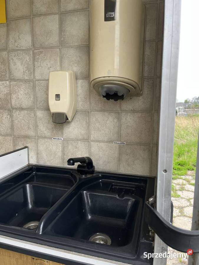 z wysuwaną ladą chłodniczą Machnów Stary sprzedam