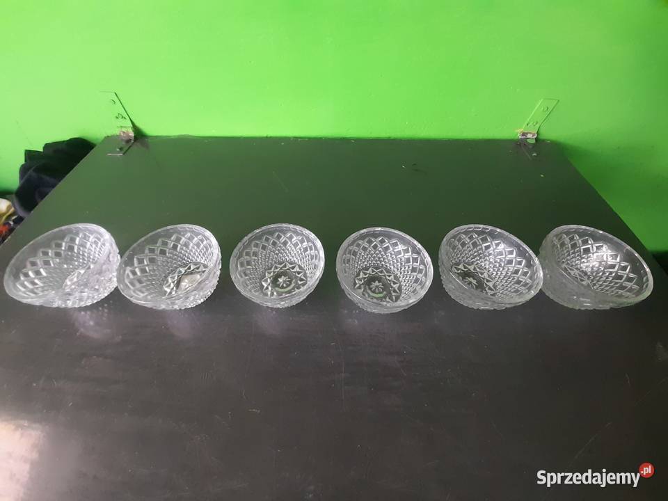 Salaterki 6 szklo PRL Oleśnica