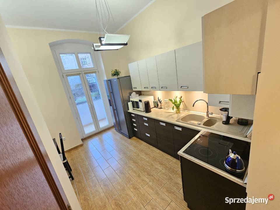 3pok 83met Wesołej 2BALKONYPIWNICA Wrocław Liczba pokoi 3