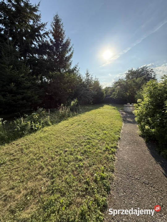 Mokry Dwór działka 225a z domem i budynkami gosp sprzedam