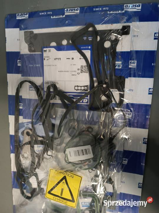 Zestaw uszczelek i uszczelka pod głowicą ford sprzedam