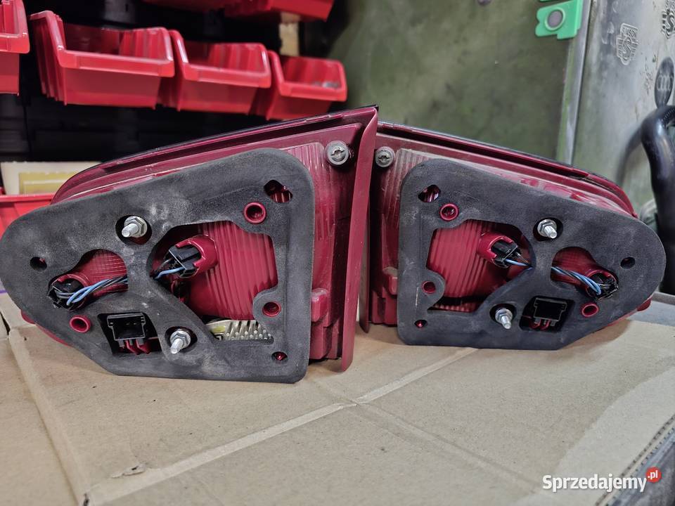 Lampy tylne Volkswagen Passat B7 Variant osobowe zachodniopomorskie Klępicz