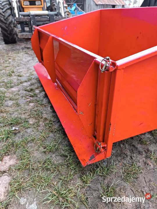 Skrzynia transportowa do ciągnika z wywrotem nieuszkodzony Pozostałe Żelechów sprzedam