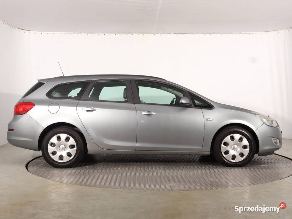 Opel Astra 17 CDTI