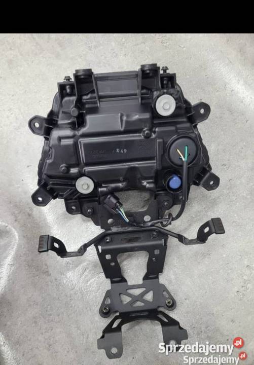 KAWASAKI Z900 Z 900 24 OEM LAMPA REFLEKTOR PRZÓD Reflektory i halogeny wielkopolskie Nowy Tomyśl