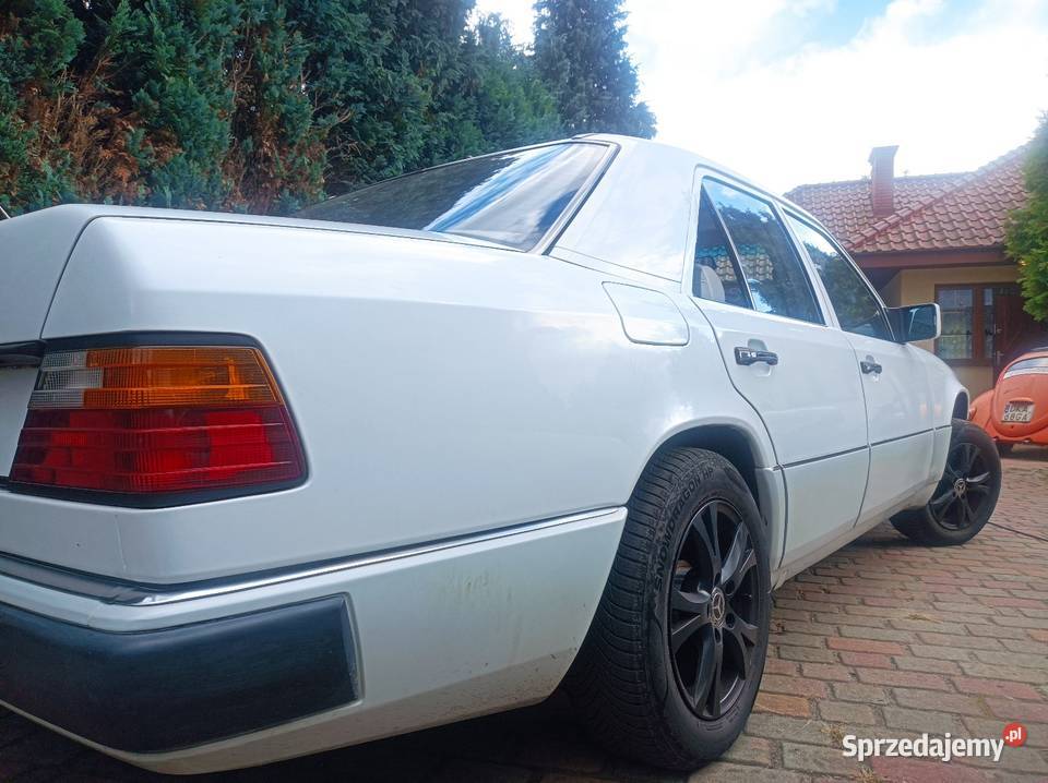 Suuper Mercedes w124 230e Pruszków