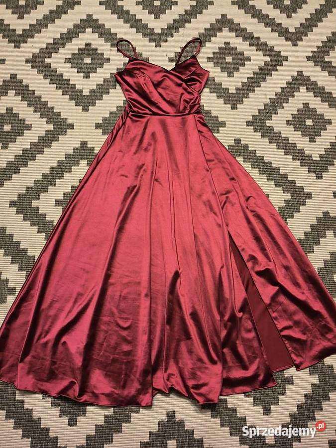 sukienka wieczorowa balowa