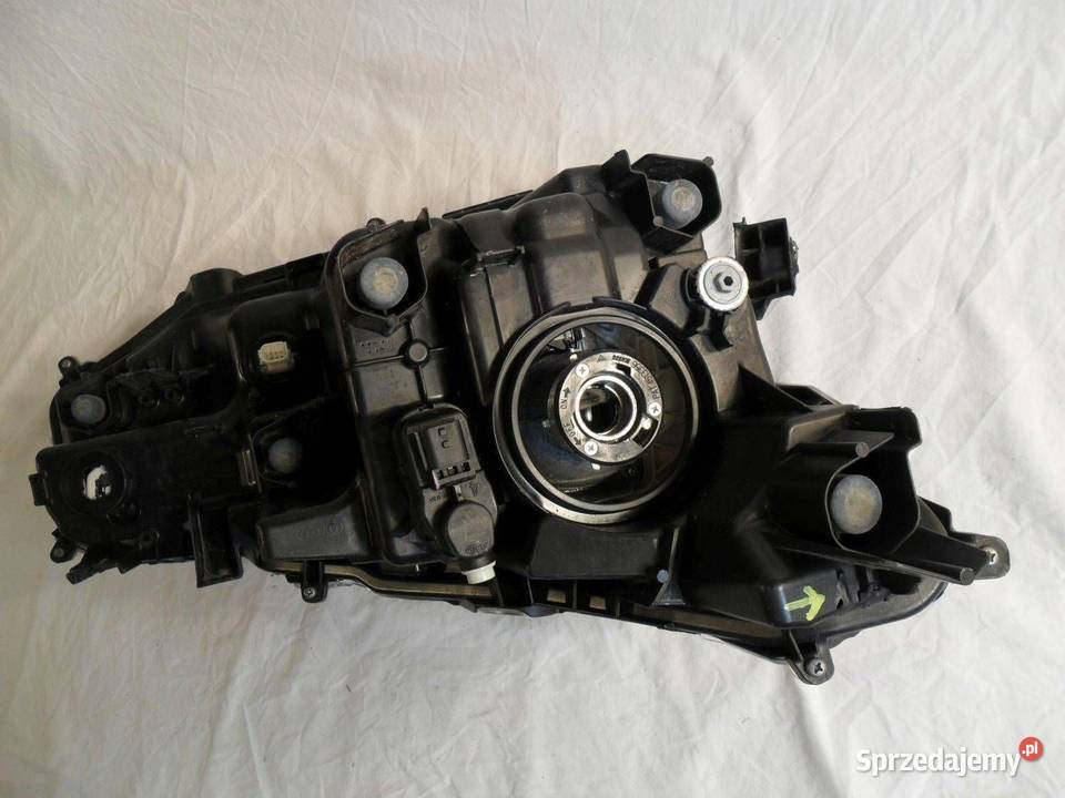 Reflektor Przód strona lewa Toyota Yaris Nowy Tomyśl