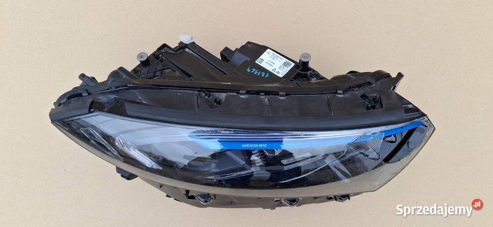 MERCEDES EQA EQB W243 REFLEKTR PRAWY LAMPA PRAWA osobowe Bieleń