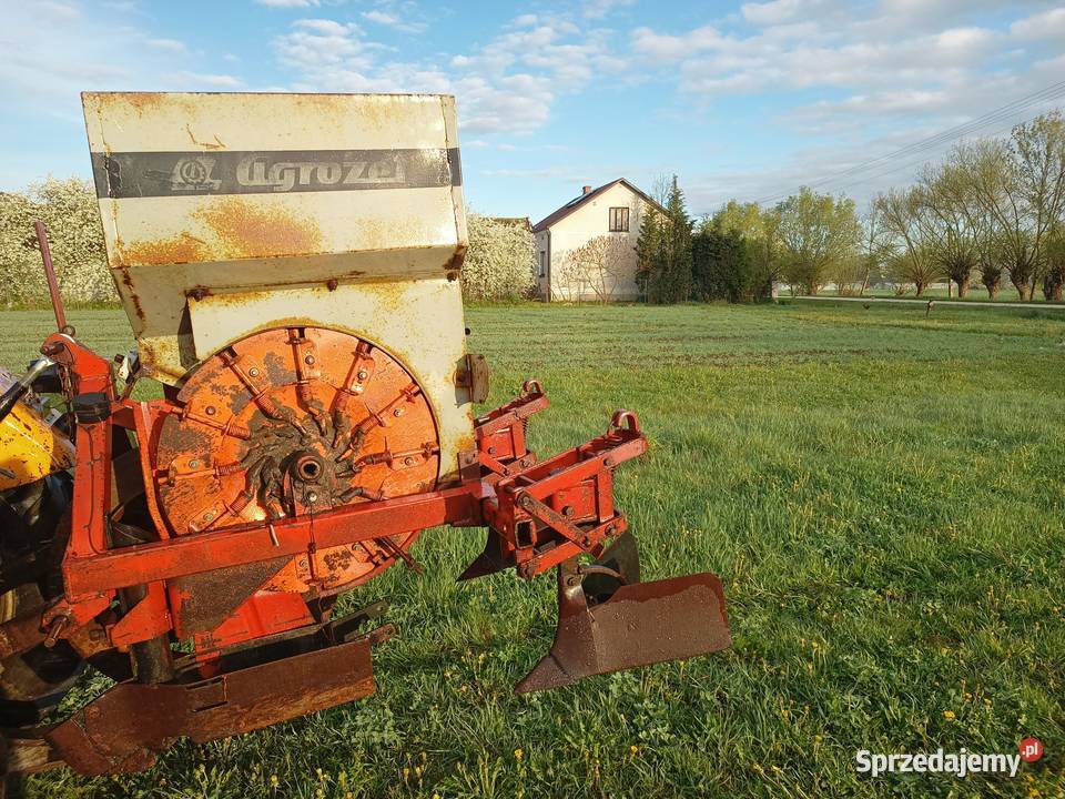 Sadzarka do ziemniaków dwurzędowa świętokrzyskie Łubnice sprzedam