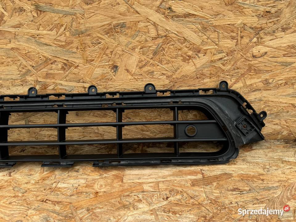 Kratka środkowa zderzaka przód Volvo xc40 Międzychód sprzedam