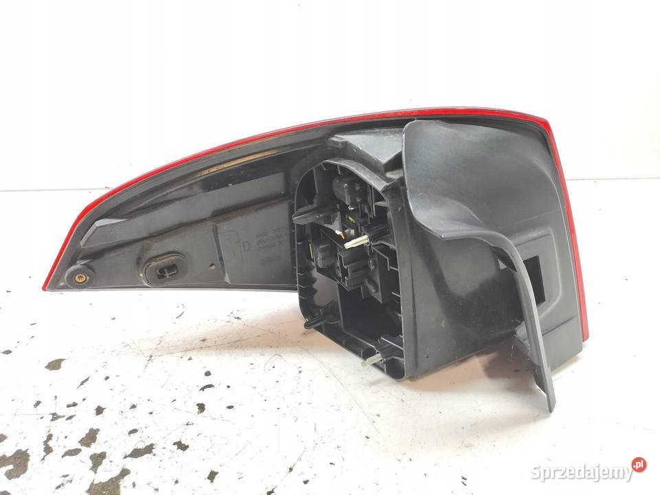 LAMPA TYŁ PRAWA KOMBI Renault Laguna III 2007