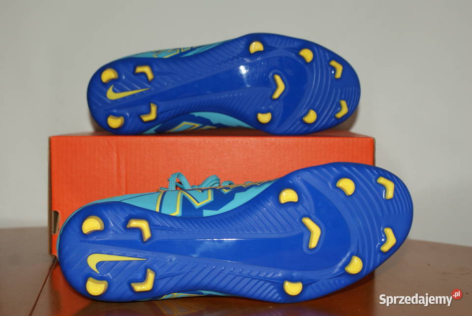 BUTY PIŁKARSKIE NIKE JR MERCURIAL SUPERFLY 9 Piłka nożna Toruń sprzedam