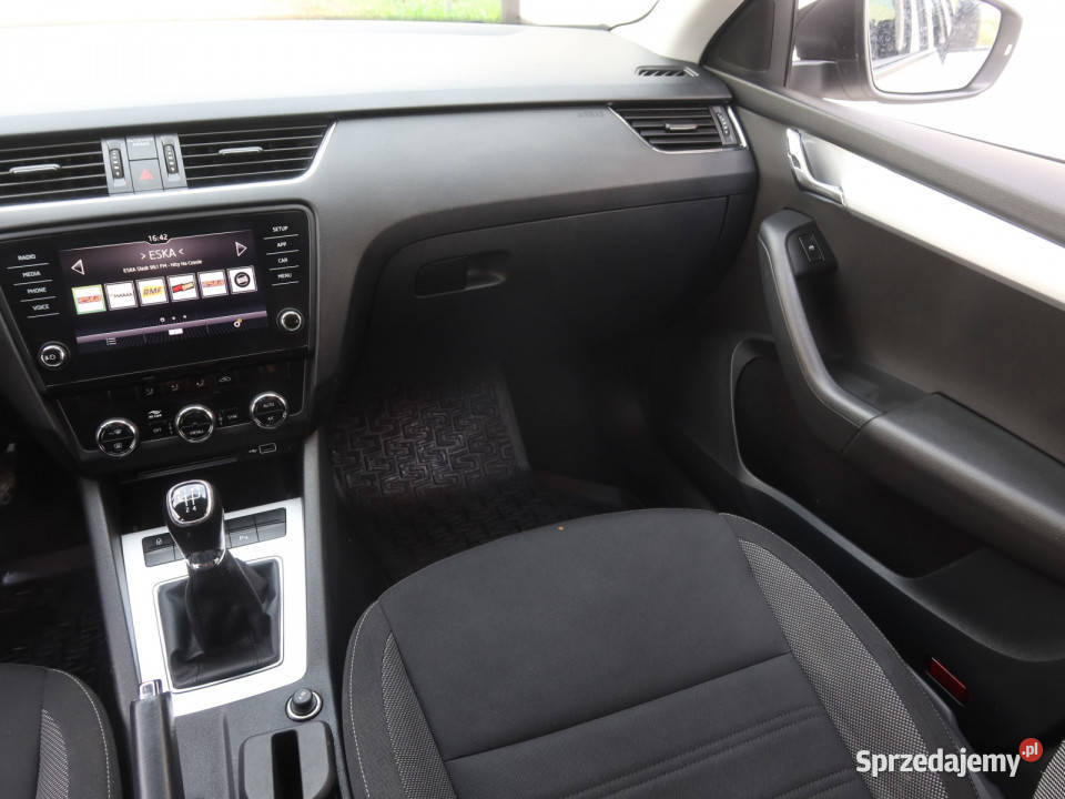 Skoda Octavia 16 TDI Kombi Katowice sprzedam