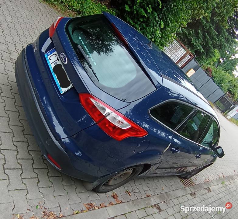 Ford Focus MK3 kombi tdci 2013 diesel granatowy Focus sprzedam