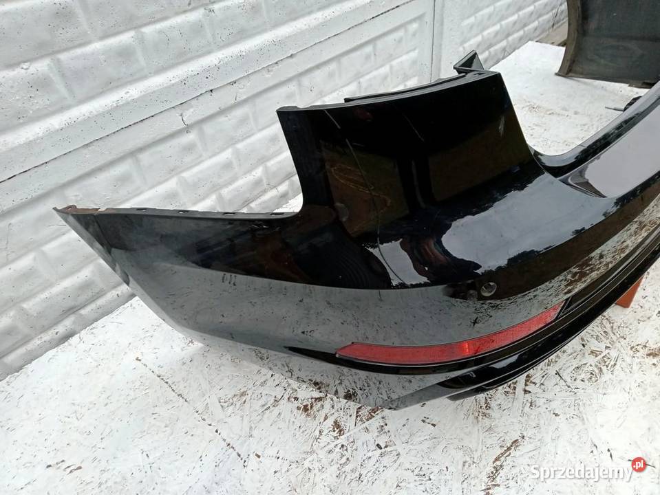 ZDERAK TYŁ TYLNY AUDI A4 B9 LIFT KOMBI NA 4PDC osobowe Części samochodowe Rakoniewice