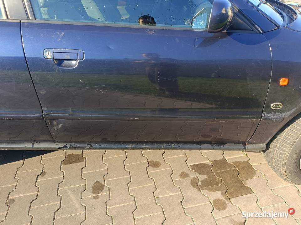 Drzwi Gołe Przód Prawy Niebieskie Audi A4 B5 a24 śląskie Myszków