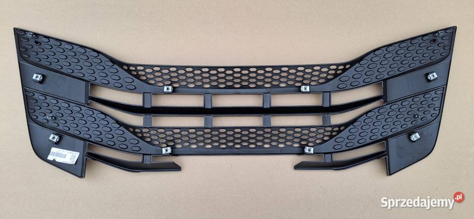 IVECO SWAY GRILL ATRAPA CHŁODNICY ORYGINAŁ Bieleń sprzedam