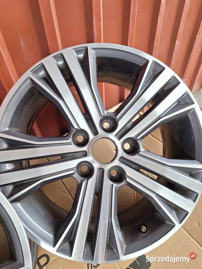 403003241R FELGA ALUMINIOWA 4X R MEGANE IV 16 Średnica 16"