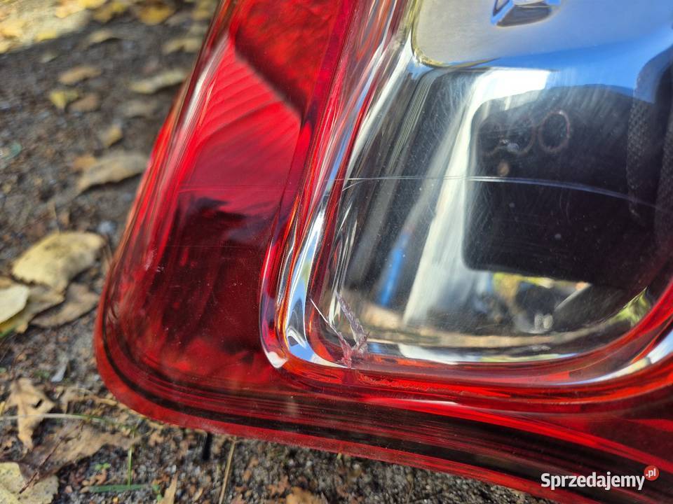 LAMPA TYLNA TOYOTA LAND CRUISER LEWA ORYGINAŁ terenowe Lampy tylne