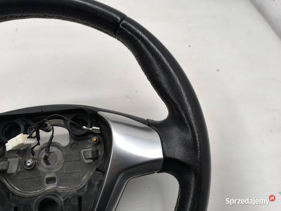 KIEROWNICA MULTIFUNKCJA SKÓRA FORD FIESTA MK7