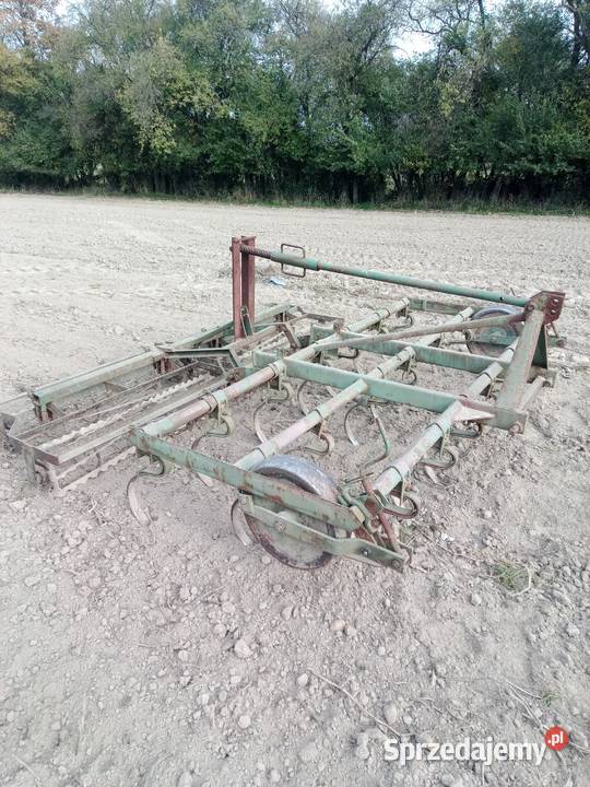 Agregat kultywator gruber z podwójnym wałkiem Cyców