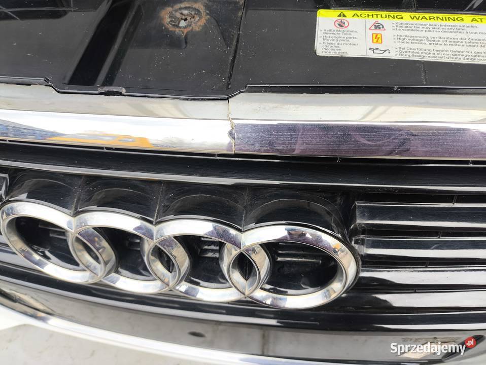 AUDI A3 8P LIFT FL S LINE ZDERZAK PRZEDNI PRZÓD Radom