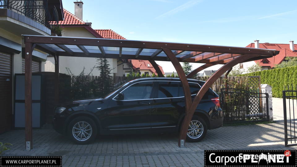 Wiata garażowa drewniana na samochód projekt Olsztyn