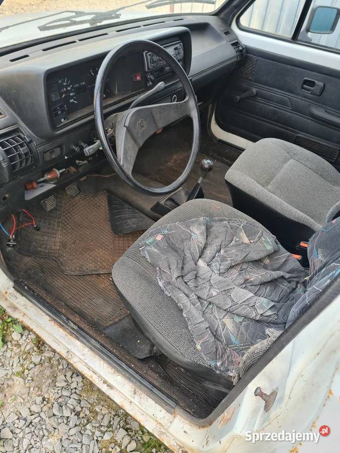 Wolkswagen caddy 16 benzyna 1987 Dobrzechów