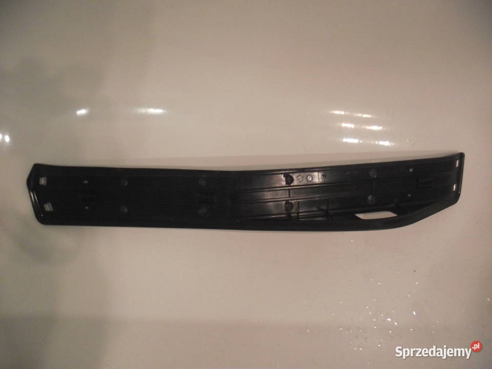 BMW 3 E46 Listwa wewnętrzna na próg sprzedam