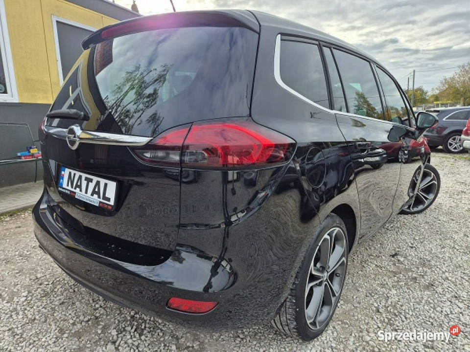 Opel Zafira 16T 122018 KameraKsenon C 2011 czujnik parkowania Zafira