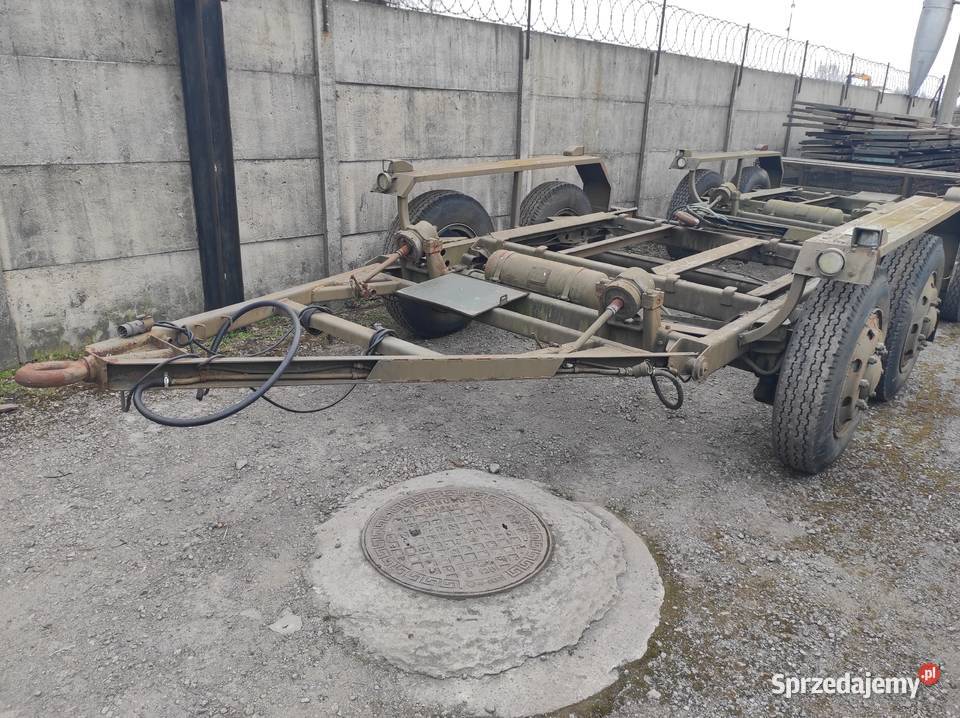 Przyczepa dwuosiowa z wojska świętokrzyskie Ostrowiec Świętokrzyski
