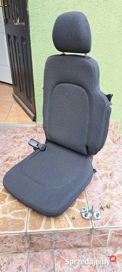 drzwi toyota yaris verso 2003 Rok produkcji 2003 Fotele i kanapy kujawsko-pomorskie Toruń