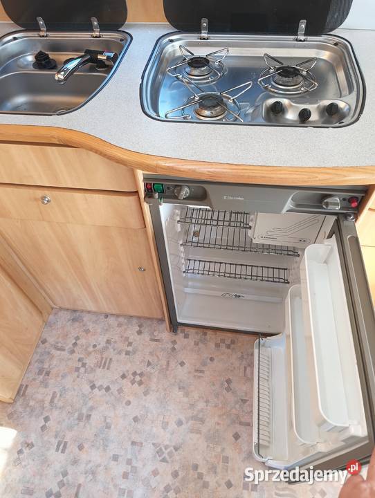 Przyczepa kempingowa Sprite Super 490 Francuskie