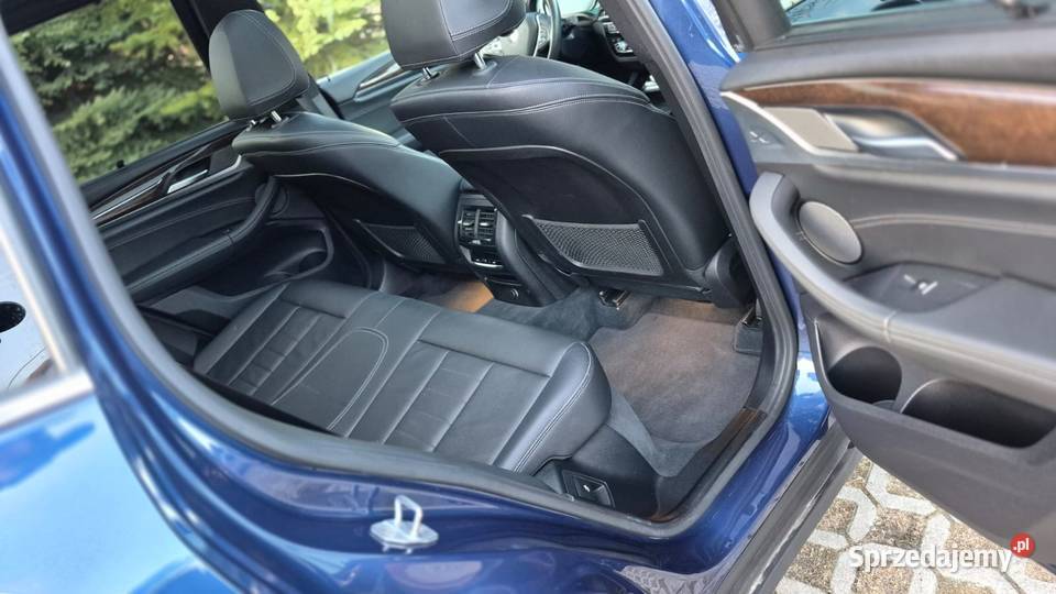 20 252 360 wentylowane fotele HUD AdaptiveLed bluetooth