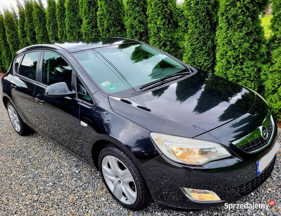 Opel Astra J 14 Turbo Benzyna NISKI PRZEBIEG Astra Kraków