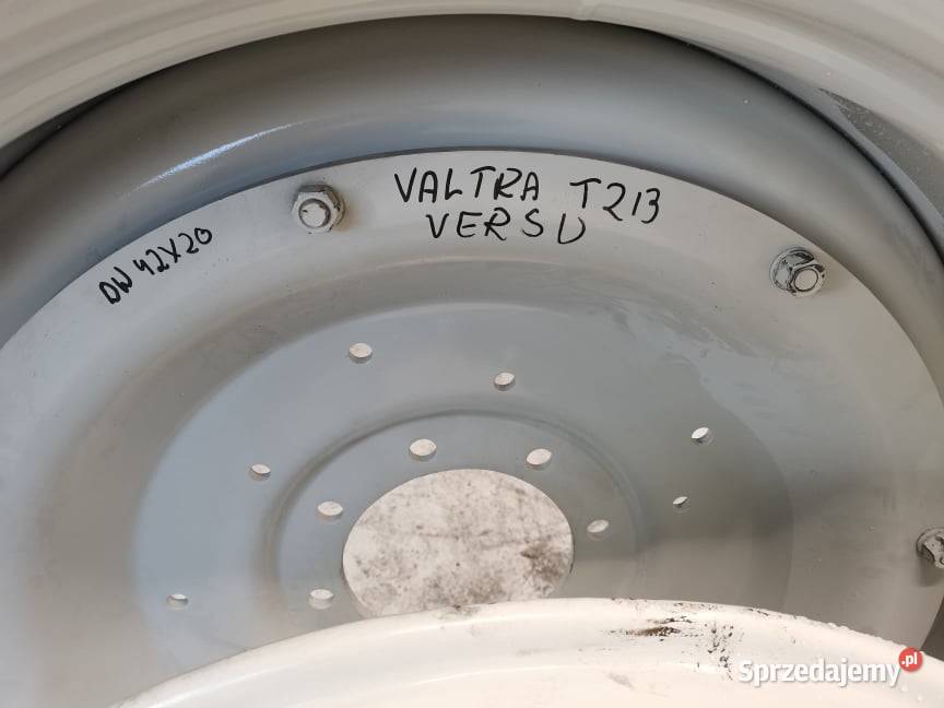 Felga Valtra T213 Versu DW 42X20 Wilkowo