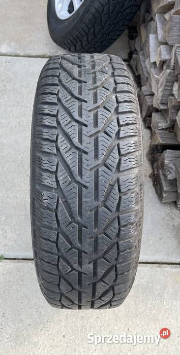 Felgi aluminiowe Seat 5x100 z oponami zimowymi Rzeszów sprzedam