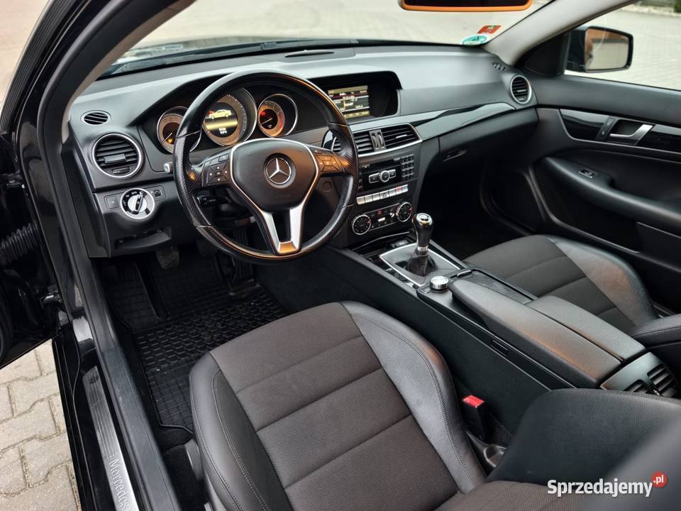 Mercedes C Klasa W204 2012r C180 Coupe 1796cm3 Klasa C Łódź sprzedam