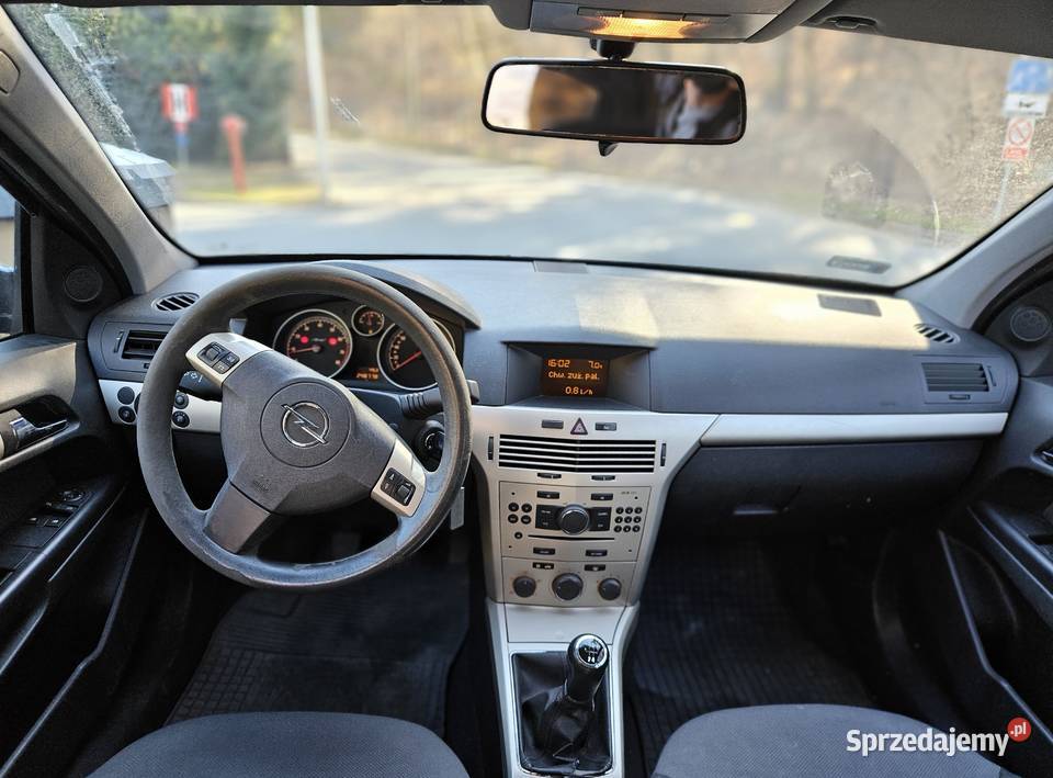 Opel Astra 14 16v z gazem w b kondycji