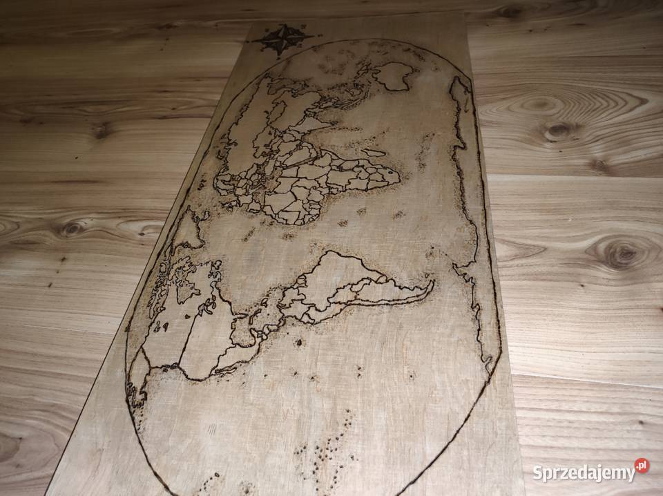 Mapa świata wypalana ręcznie metodą pirografii małopolskie sprzedam