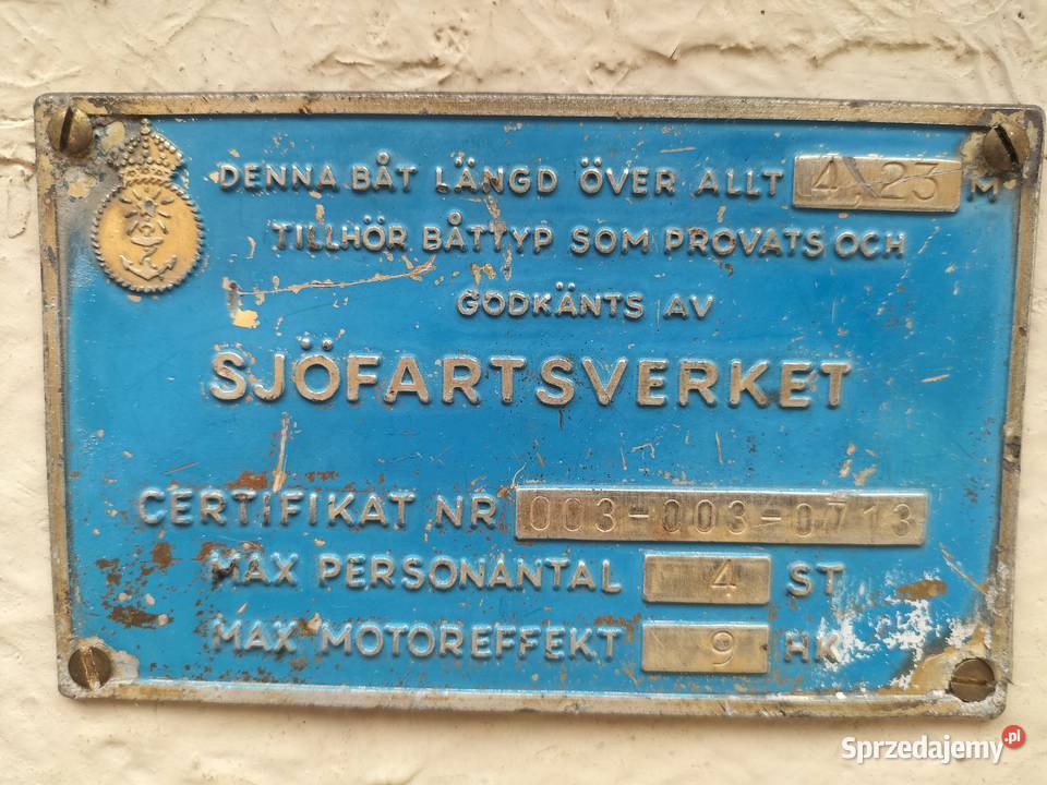Szwedzka łódź motorowa Crescent Kompis 435