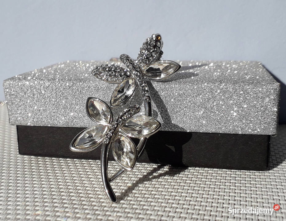 Posrebrzany naszyjnik z zawieszką ważki Łódź