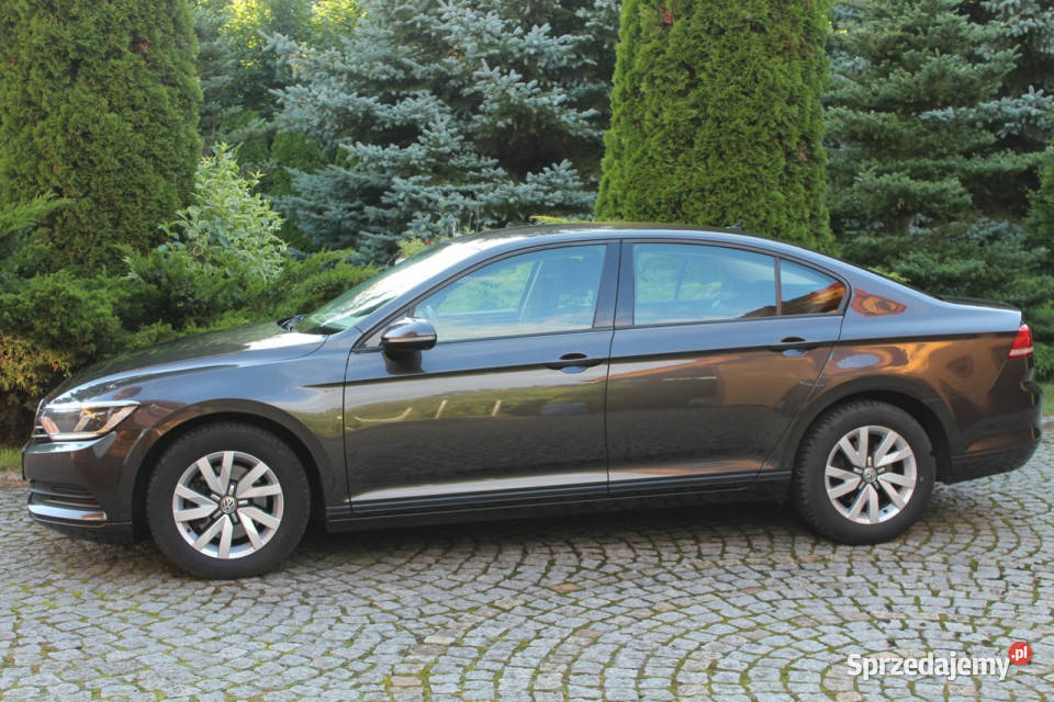 Volkswagen Passat B8 20 20 TDI 140 Manual Lubań