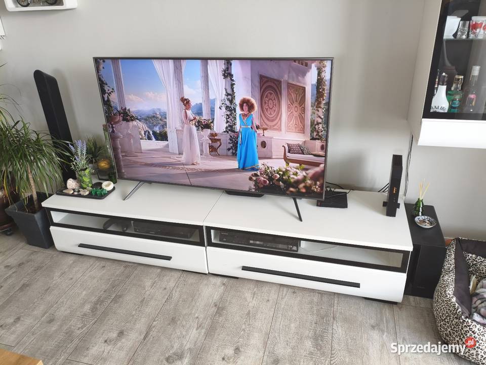 Szafka RTV z witryną Poznań