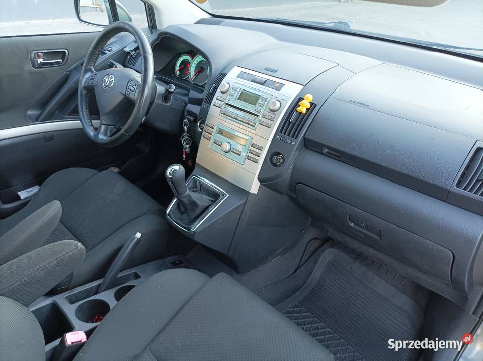 Toyota corolla Verso 16 Bychlew sprzedam