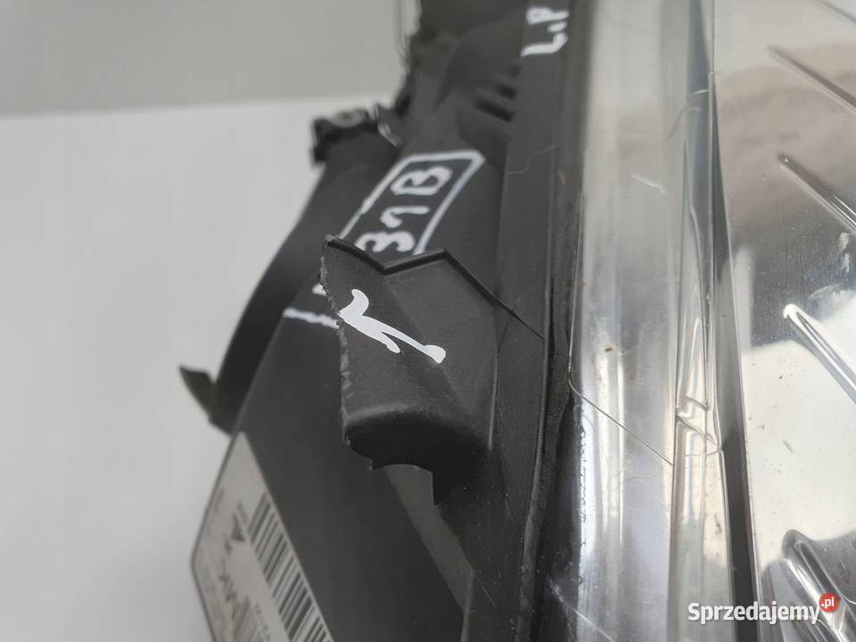 LAMPA LEWA Renault Megane III lewy przód