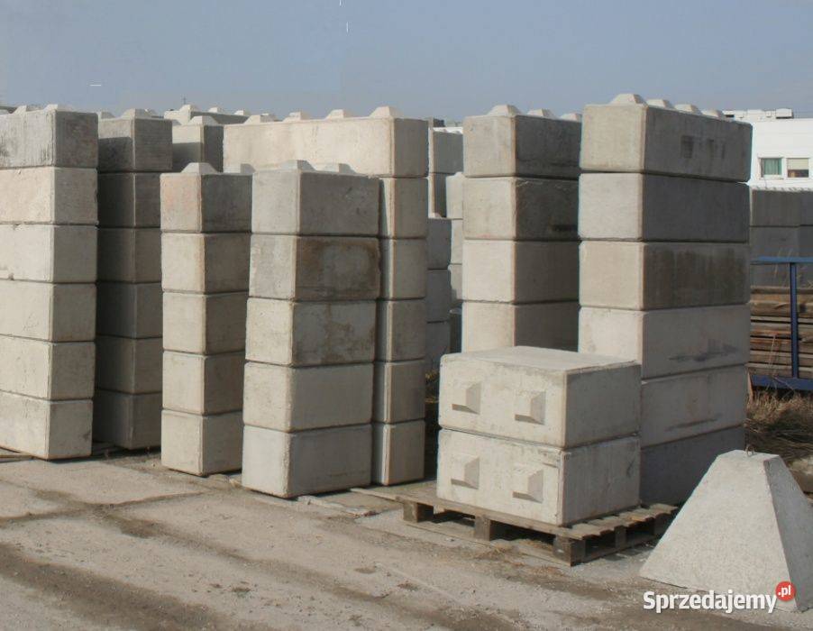 Blok betonowy bloki betonowe mur oporowy ściana Mińsk Mazowiecki