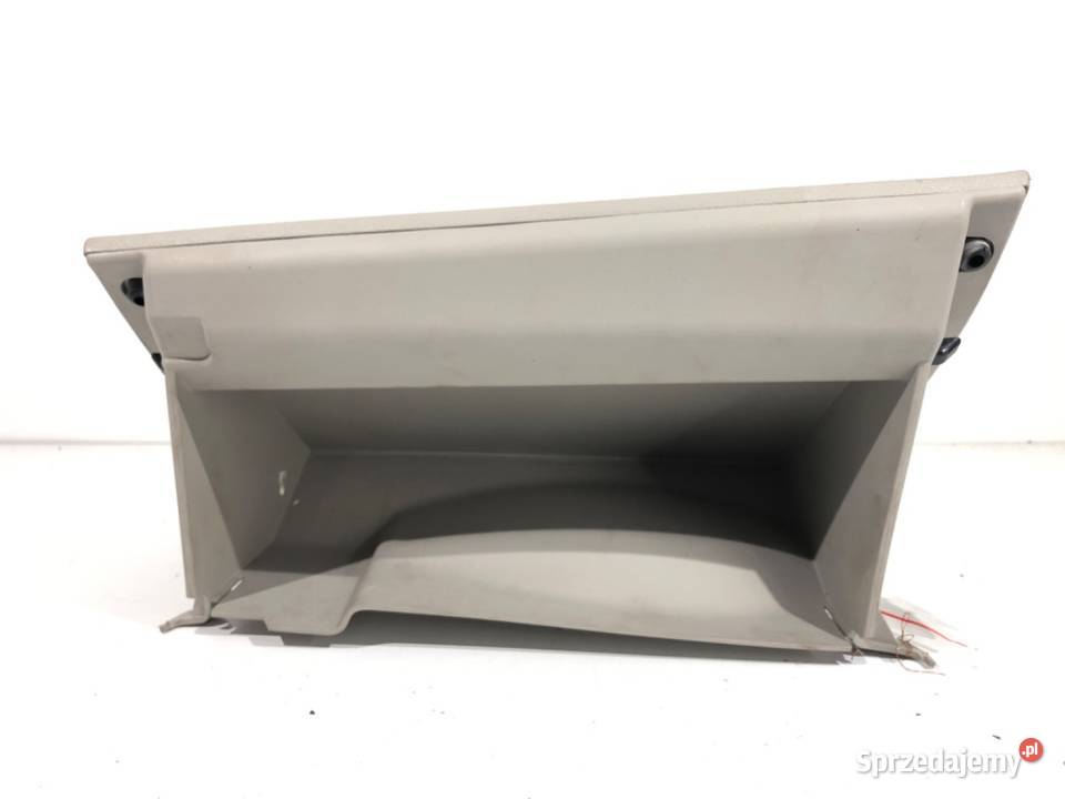 SCHOWEK PASAŻERA CHRYSLER PACIFICA Minivan