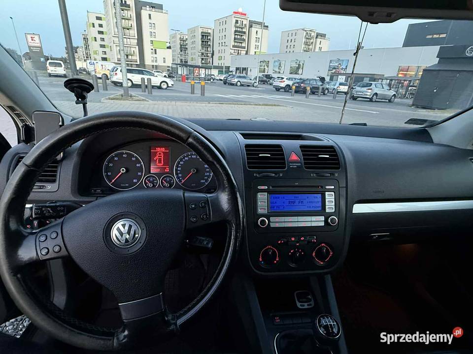 Golf 5 16 mpi 2008 1600cm3 Golf Kalisz
